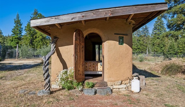 Cob House at Roseman Creek Ranch | Farm Stay