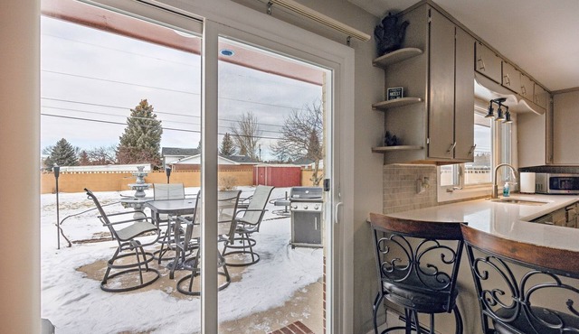 Comfortable & Spacious 3br Home In Cheyenne 3 Bedroom Home