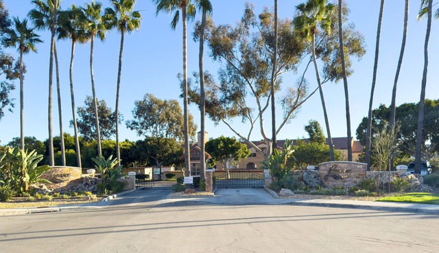 Cozy 1-bedroom apartment in enchanting La Jolla/San Diego with AC