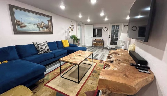 Cozy Cottage