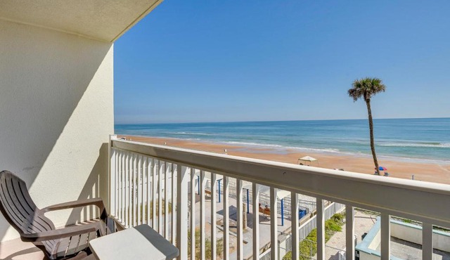 Daytona Beach Studio Condo w/Ocean Views!
