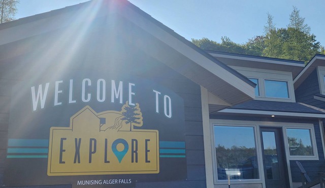 EXPLORE Munising Cottage 218 - ADA