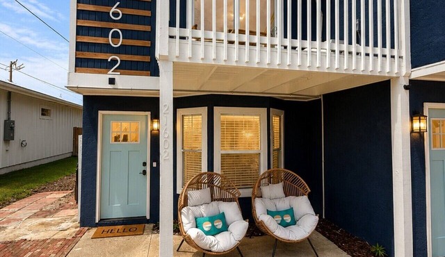 Fully Renovated Beach Retreat Townhome!