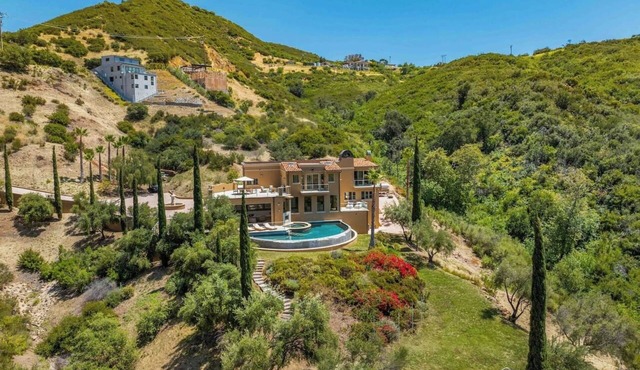 Gated Malibu Estate: Pool, Theater, Chef’s Kitchen
