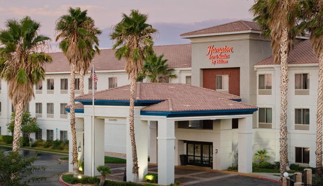 Hampton Inn & Suites Palmdale