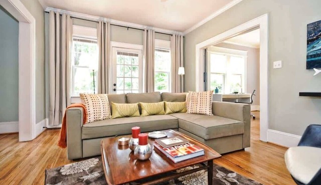 Historic 4BR Dilworth | King Bed & Parking | Near Atrium Health and Uptown