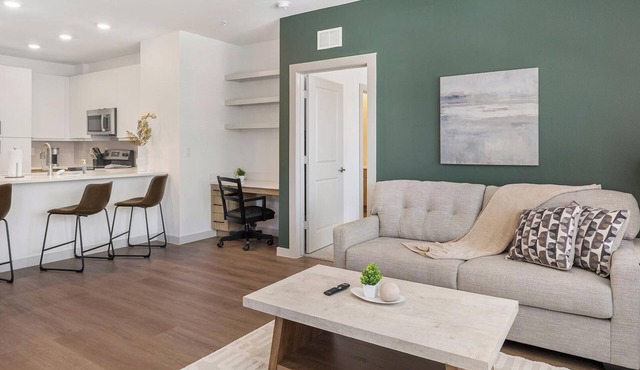 Landing | Amazing 2BD, Clubhouse, Courtyard