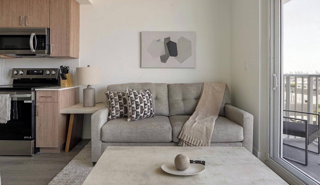 Landing | Modern 2BD, Gym