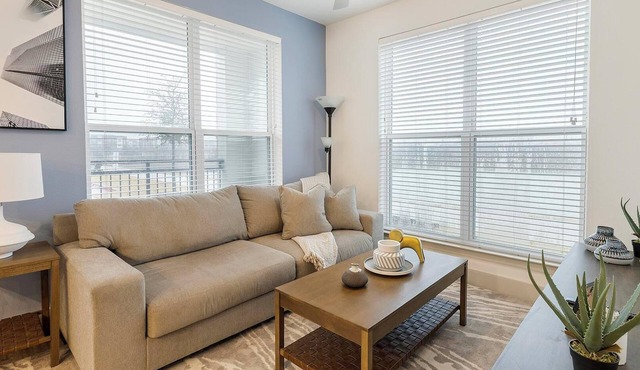 Landing | Stunning 2BD, Clubhouse, Gym