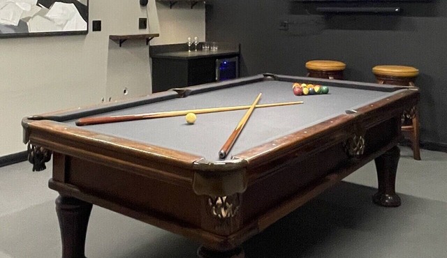 Lux|8 Min to DT, Billiards, Spa, Office