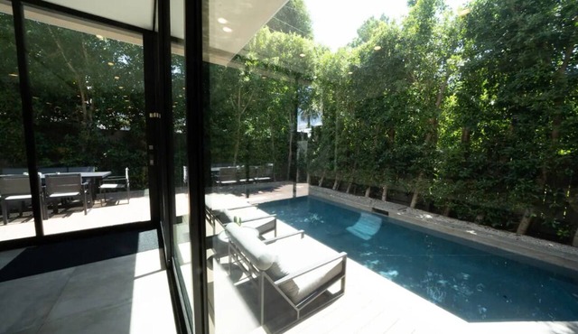 Luxury Modern Pool Villa