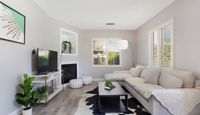 Modern Irvine Getaway on Steely #42612