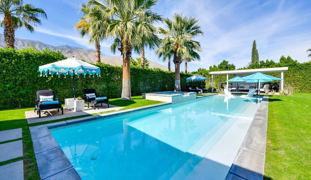 Mtn Views + Outdoor Oasis: Palm Springs Home!