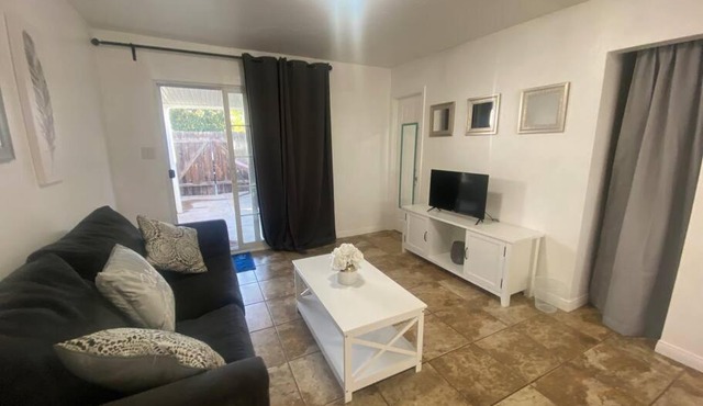 Near SDSU! Cozy Studio Suite with Private Patio