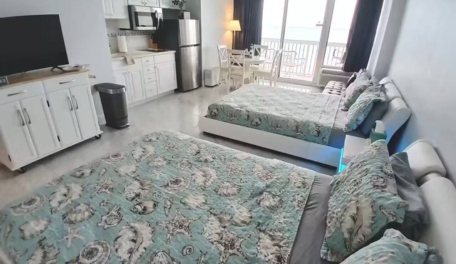 New Amazing Ocean View Beachfront Entire Apartment
