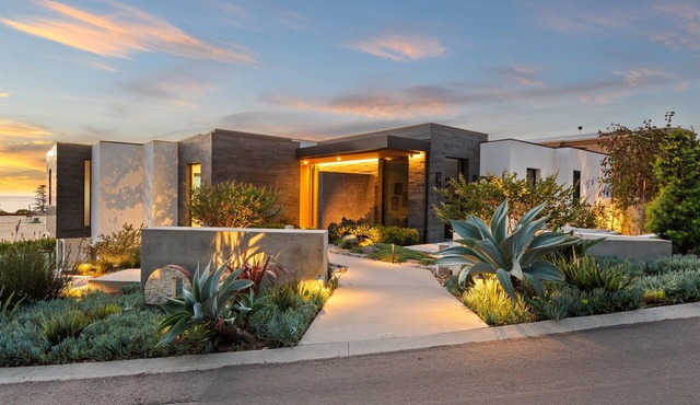 New! Summer: Luxury Solana Beach home/ocean views!