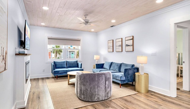 Ocean-view 2 bed 1 bath near island center on beautiful Saint George Island