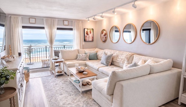 Oceanfront 2BR/2BA = Direct Views + Balcony + Pool in Ormond Beach
