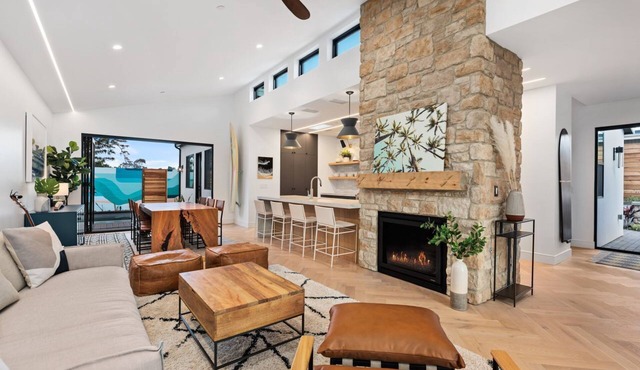 Pacific Paradise: Modern Luxury Oasis in Encinitas