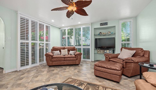 Pacifica Shores - Pet Friendly Condo with AC
