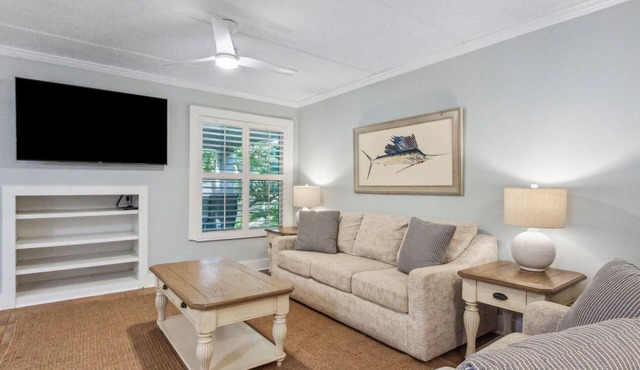Pet Friendly | Ground Level Sailmaker Villa | Private Covered Patio | Close to Pool