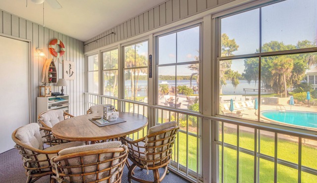 Pool Access & Lanai: Riverfront Welaka Condo!