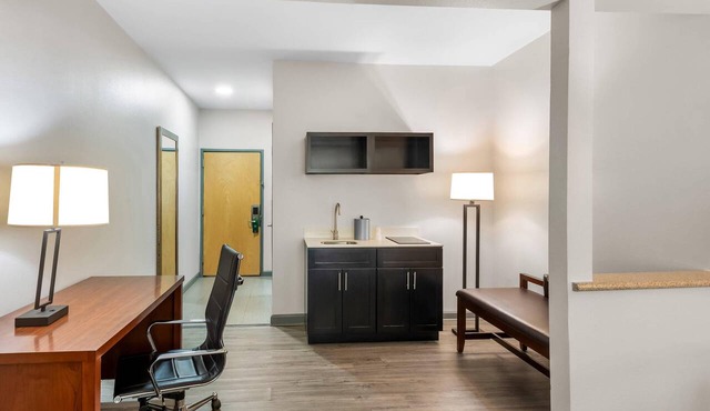 Quality Suites Waldorf in Waldorf