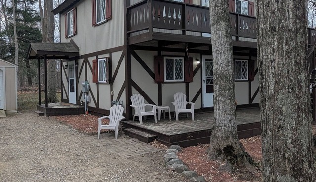 Sleeping Bear Chalet - Birch, MI nNorthern Michigan's Perfect Base Camp