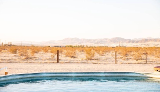 Sun Runner - Serene desert home w/pool & hot tub