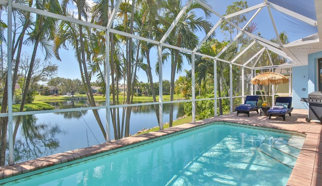 Villa Blue Lagoon - Private Heated Pool & Less Than 10 Minutes to Anna Maria