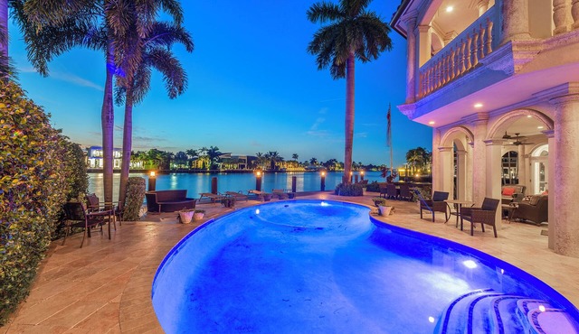 Villa Delfine, a Waterfront Mansion on the direct Fort Lauderdale Intercoastal