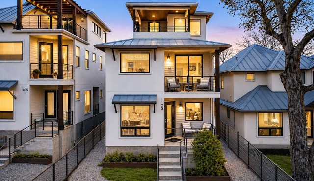 Walkable | Football HQ | Rooftop | Sleeps 14