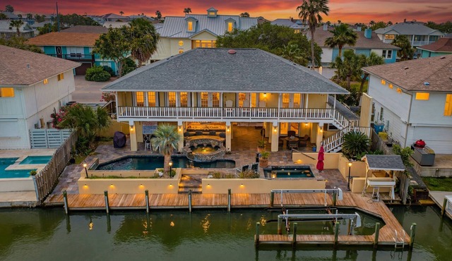 Waterfront Retreat w/Pool, Dock & Fire Pit