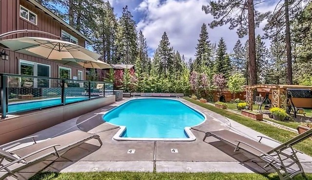 Zephyr Cove Versailles Private Beach & Ski Permitted DSTR1077P NV vacation House