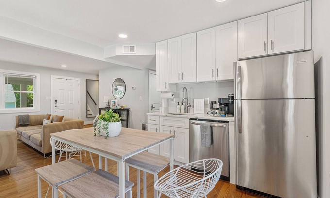 Rockville House | Pike & Rose Rockville Staycation-DMV Metro Acess