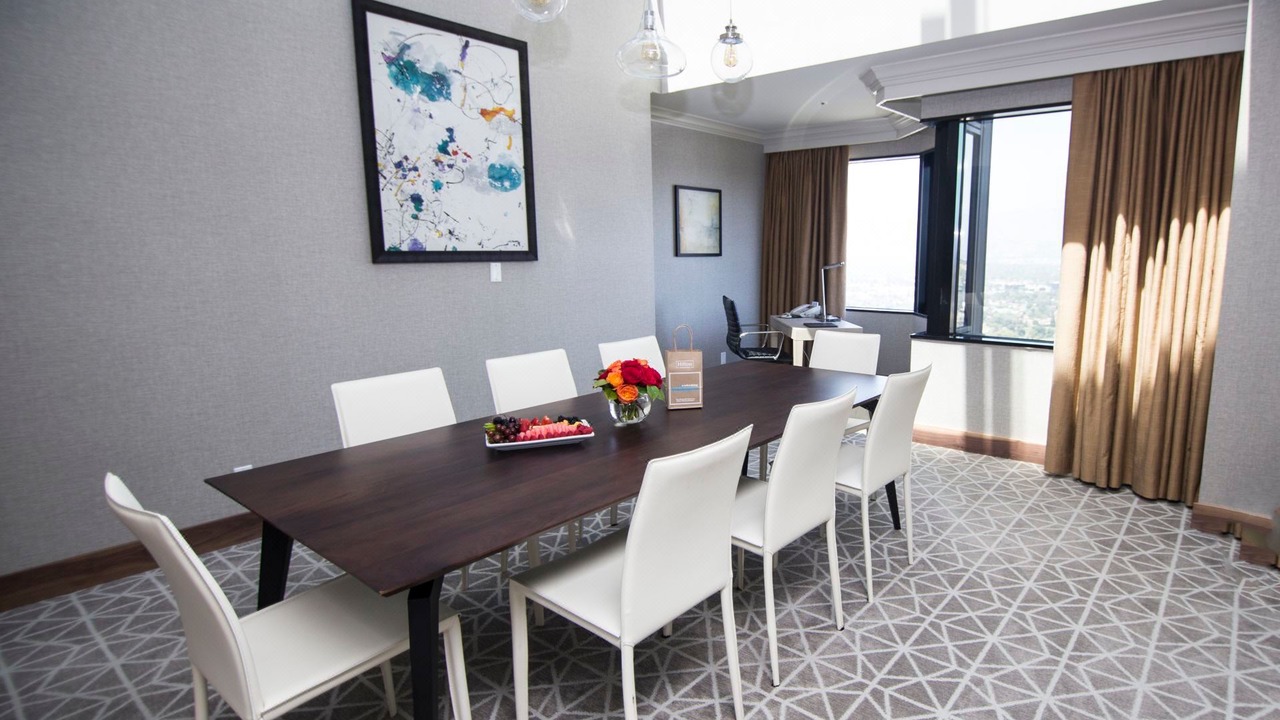 Photo of Livingroom in Universal City