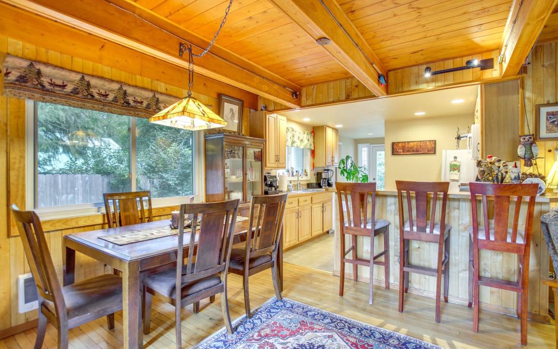 Photo of Kitchen in Gold Bar