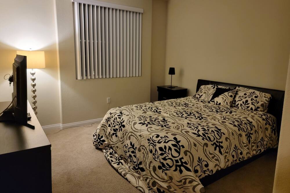 Photo of Bedroom in Linda Vista
