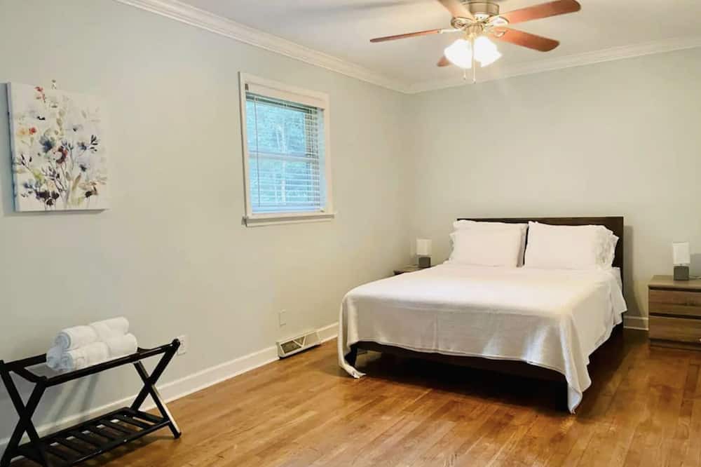 Photo of Bedroom in Asheboro
