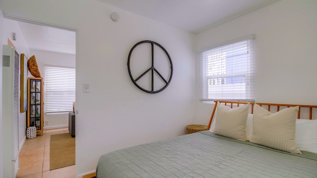 Photo of Bedroom in Ocean Beach