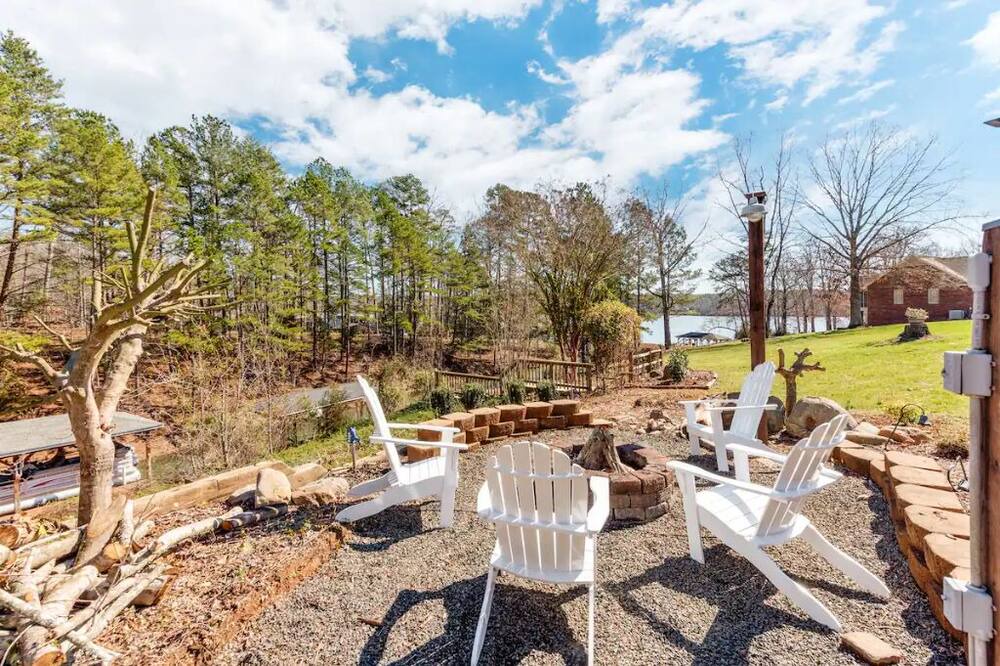 Photo of Patio Balcony in Albemarle