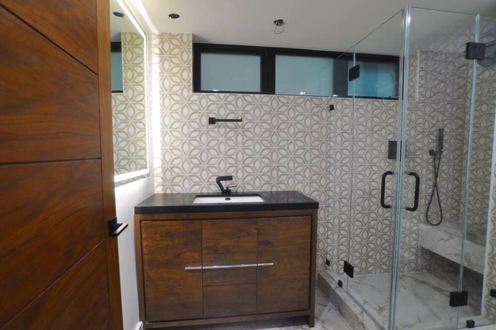 Photo of Bathroom in Venice