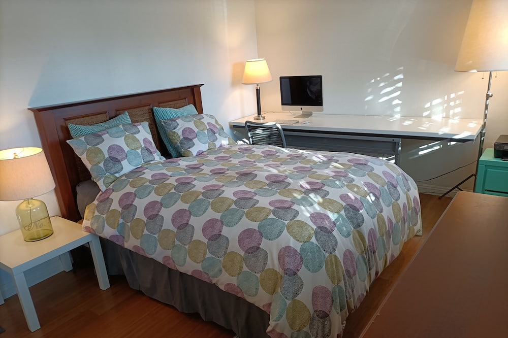 Photo of Bedroom in Bay Ho
