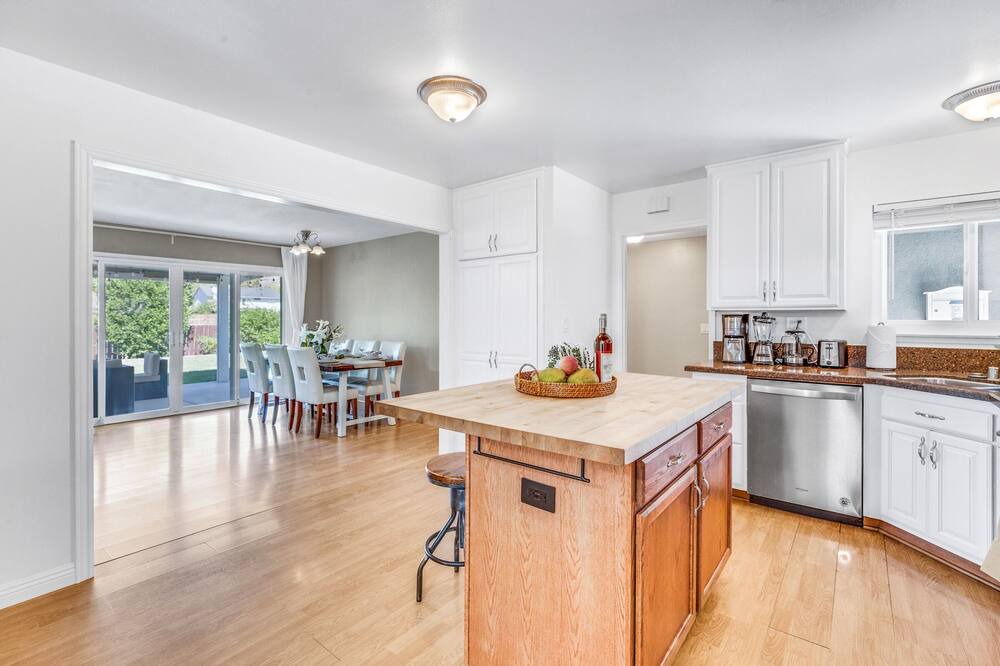 Photo of Kitchen in Santa Clarita