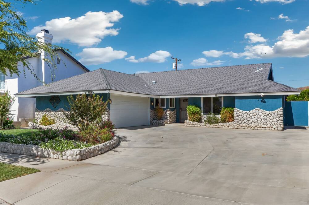 Photo of Outdoor in Santa Clarita