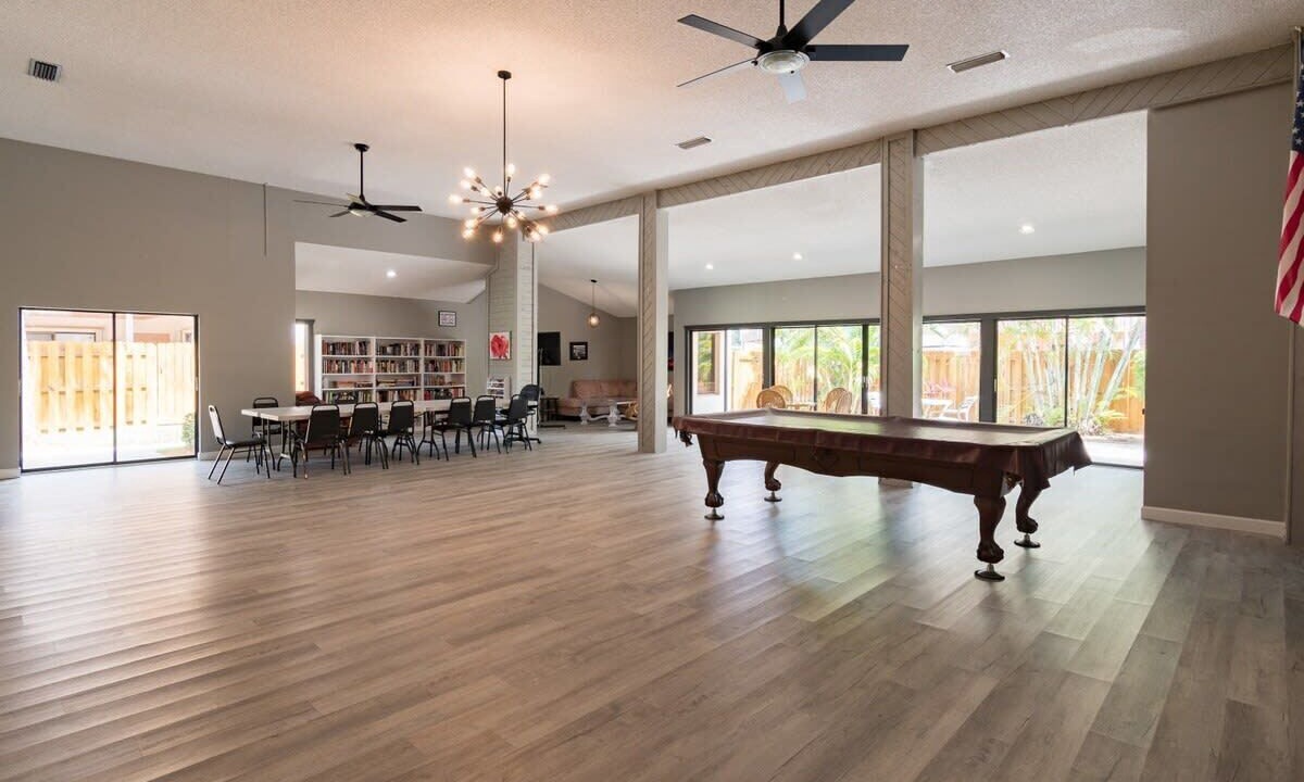 Photo of Bedroom in Cocoa Isles