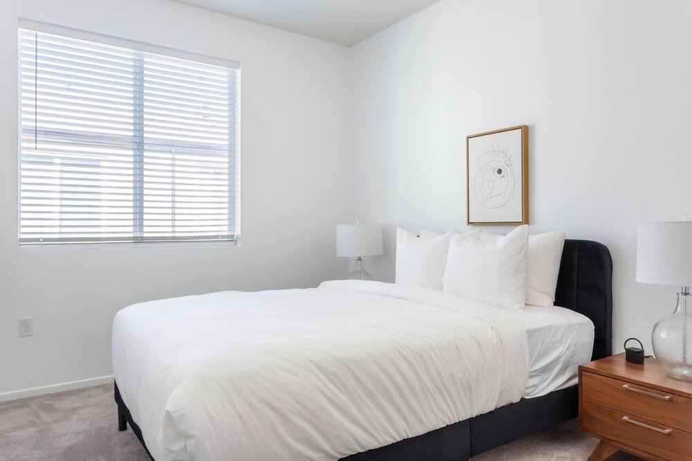 Photo of Bedroom in Ocean View Hills