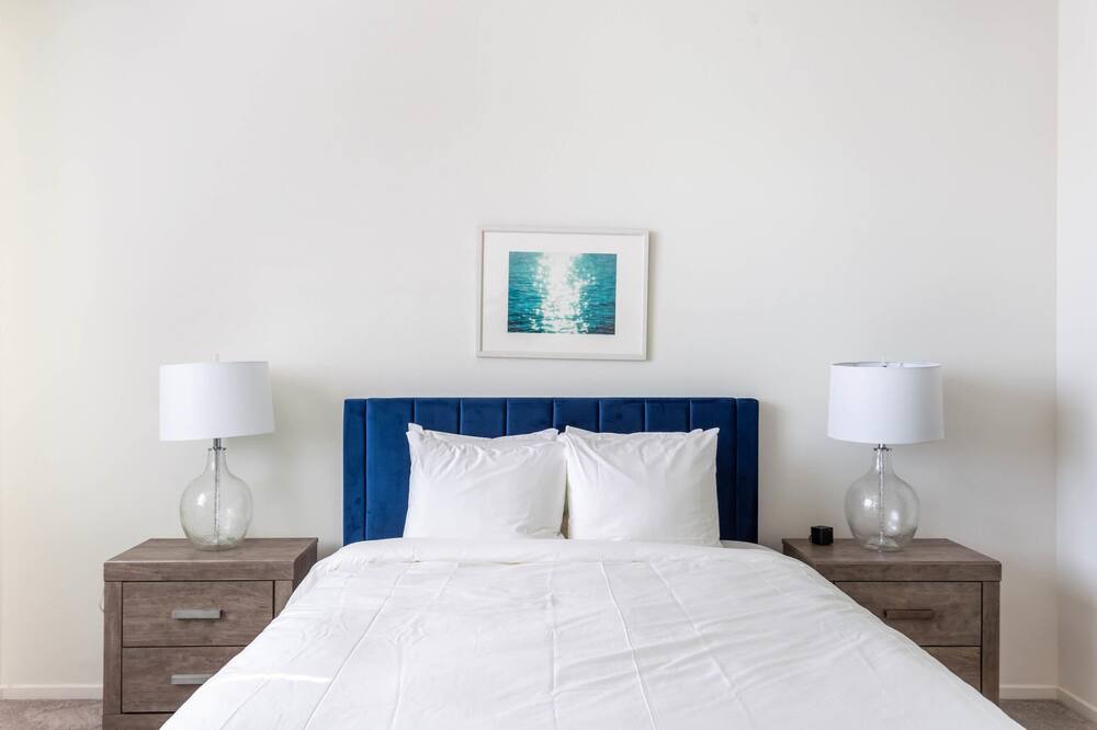 Photo of Bedroom in Ocean View Hills