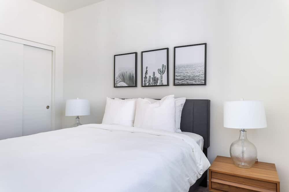 Photo of Bedroom in Ocean View Hills