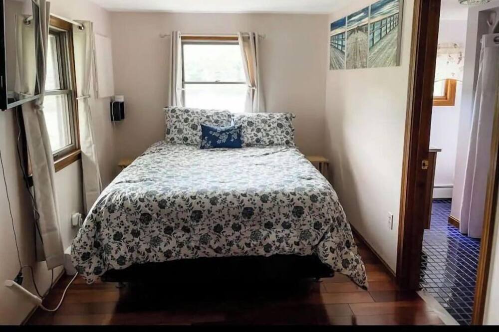 Photo of Bedroom in Amherst